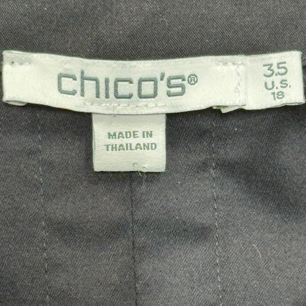 Chico's Purple Medallion No Iron Stretch Tunic Button Down Chico's Size 3.5 18 - Picture 2 of 16